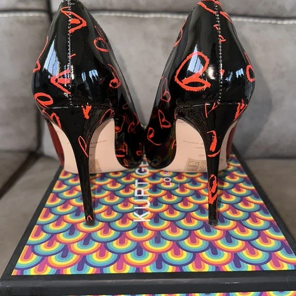 Pointed toe high heel 3.74” leather with heart accents. Only worn once - Picture 4 of 7